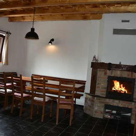 Vinny Sklep U Sevciku Holiday home Mutenice